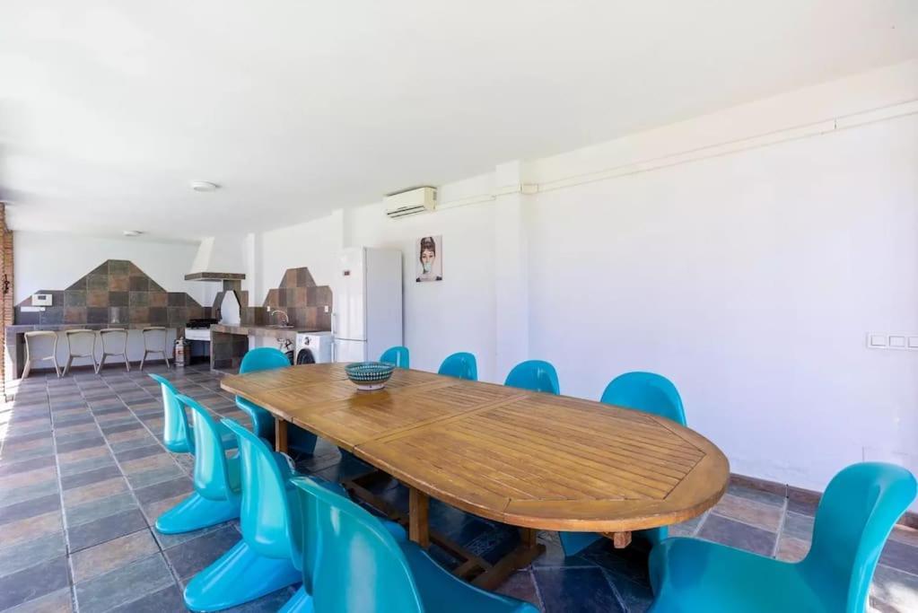Ohana Luxury Villa With Heated Pool Малага Экстерьер фото