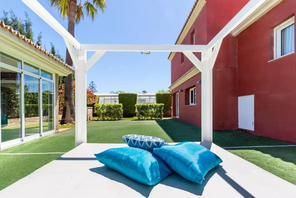 Ohana Luxury Villa With Heated Pool Малага Экстерьер фото
