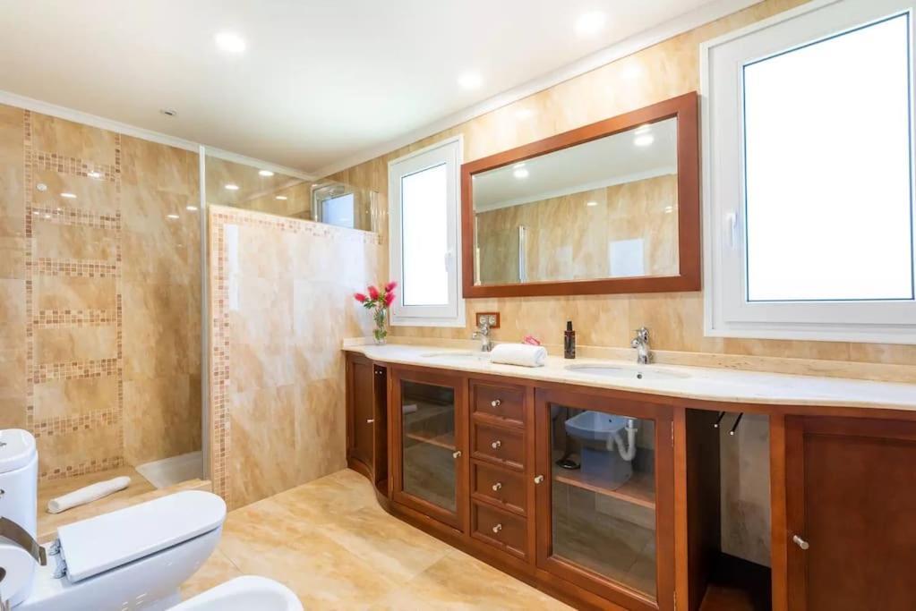 Ohana Luxury Villa With Heated Pool Малага Экстерьер фото
